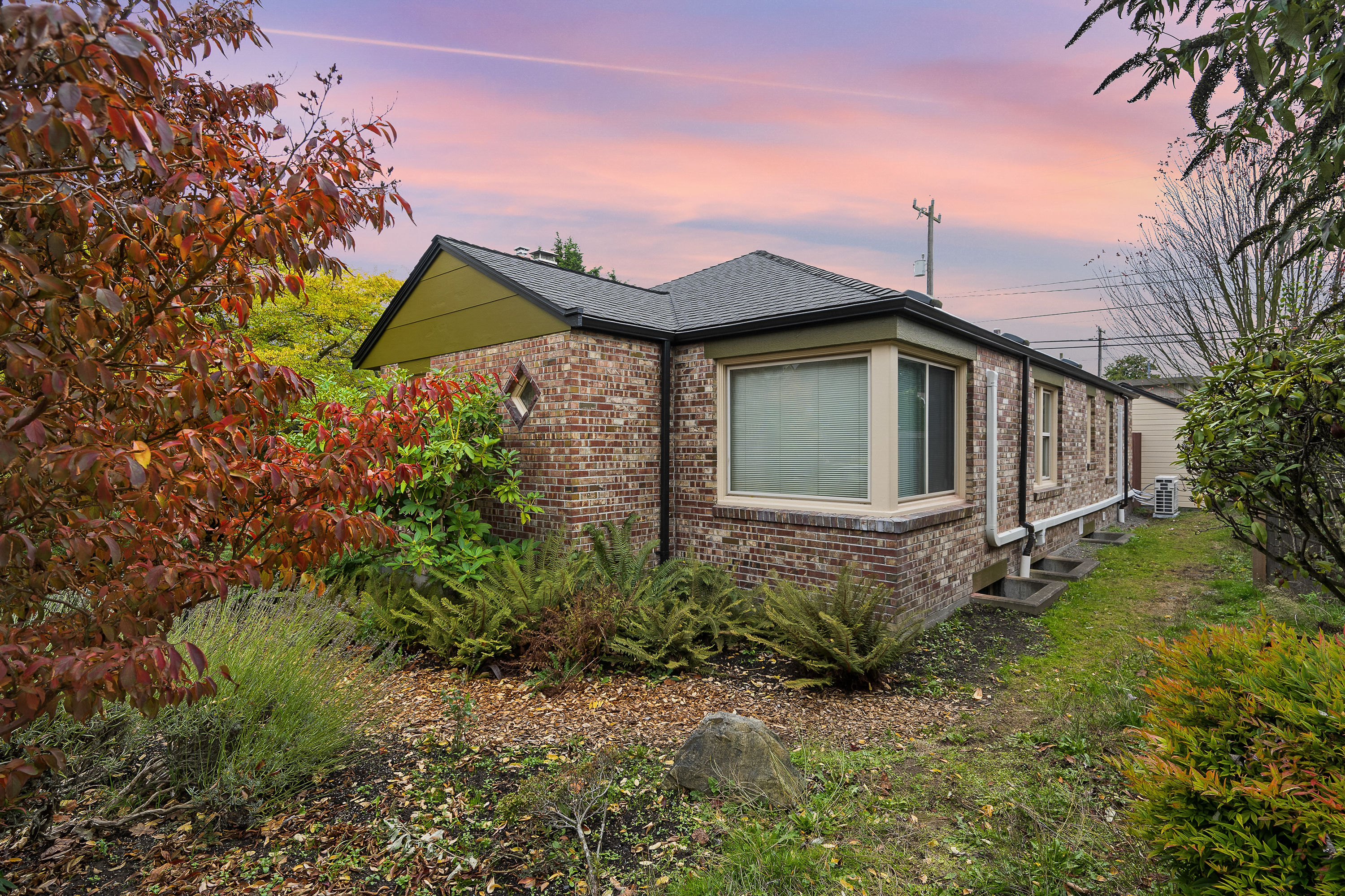 7727 Jones Avenue Northwest